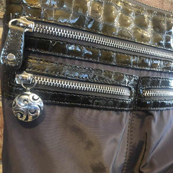 Brighton Crossbody Purse Outside pockets Weatherproof Faux Alligator Skin Hiking - Picture 3 of 13